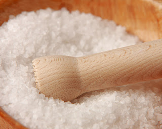 12 Top Home Remedies For Teeth Whitening,salt