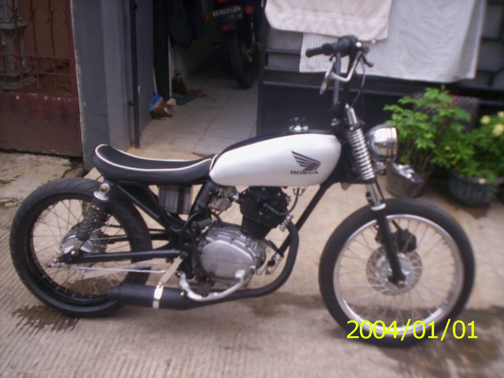 DiJual Honda CB 125 Modifikasi Jap Style Classic And Vintage