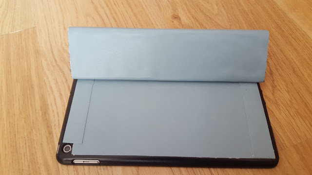 Faux leather tablet cover refashion