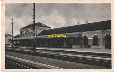 S.M, Bourg-Léopold, la gare