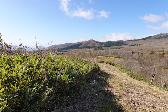 鳥取県日野郡江府町御机 鏡ヶ成高原の丘からの眺望