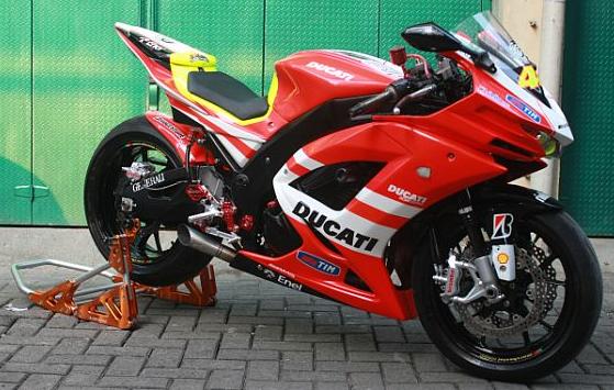  Gambar  Kawasaki Ninja  250  Modif