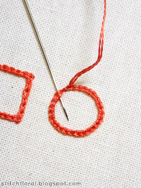 Reverse chain stitch: seamless squares and circles