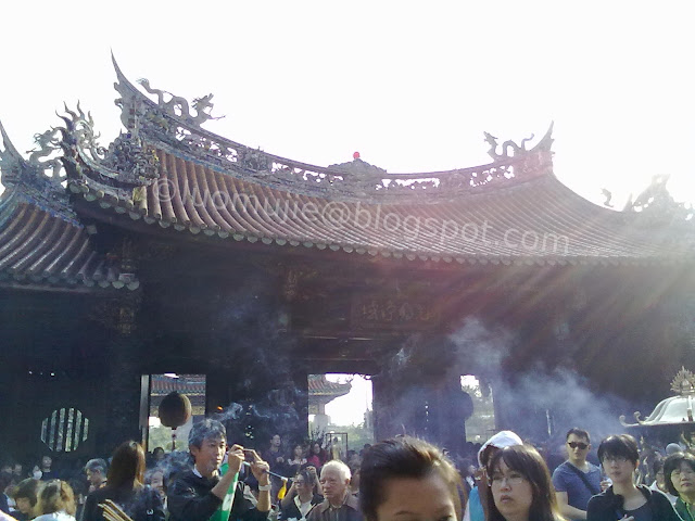 Longshan Temple