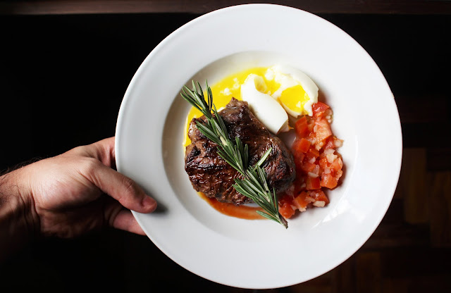 Mindful Eating: How to Savor Each Bite and Improve Digestion