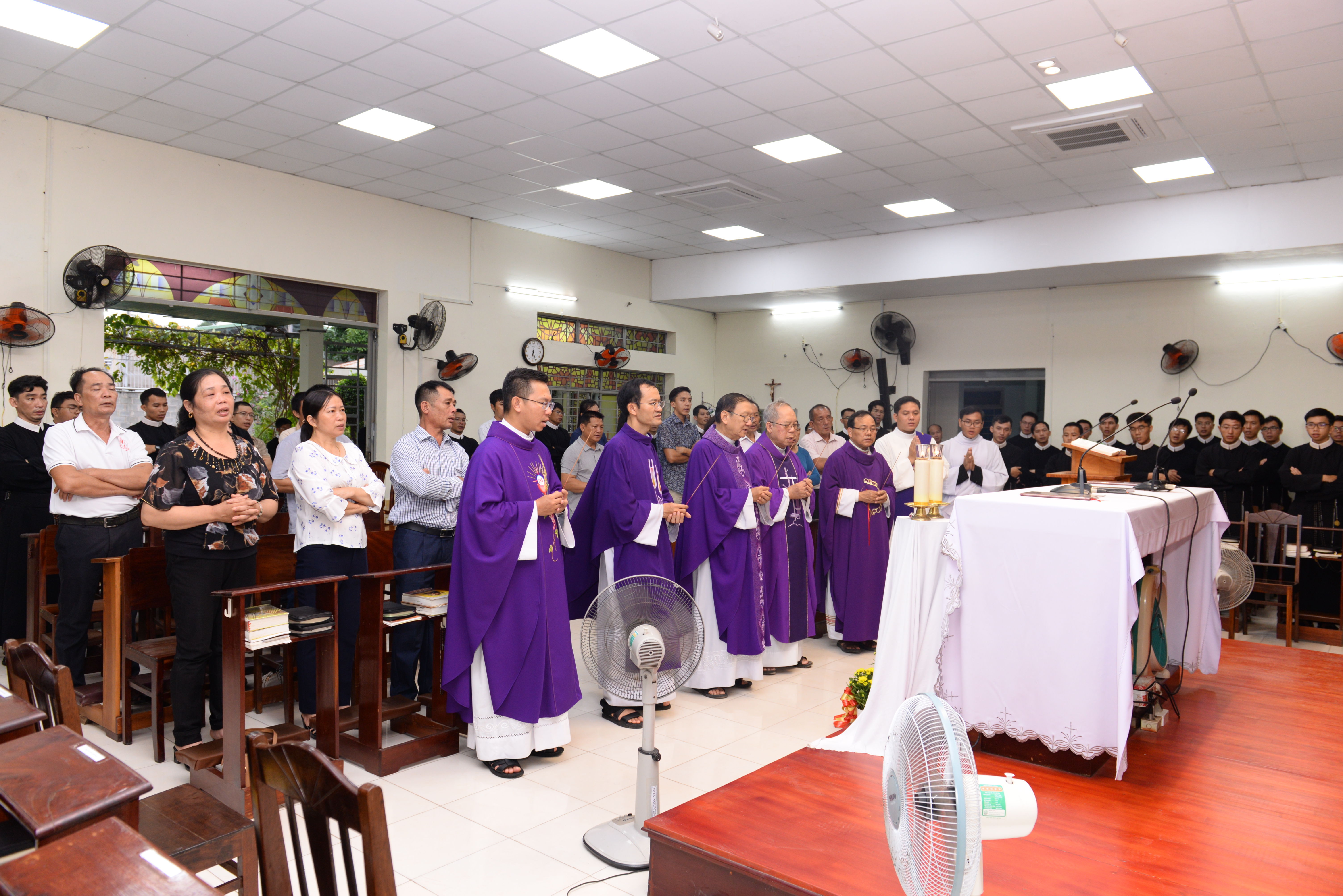 Thánh lễ cầu nguyện cho thầy Giuse Hoàng Văn Đức, C.Ss.R. và thầy Giuse Lê Nguyễn, C.Ss.R.