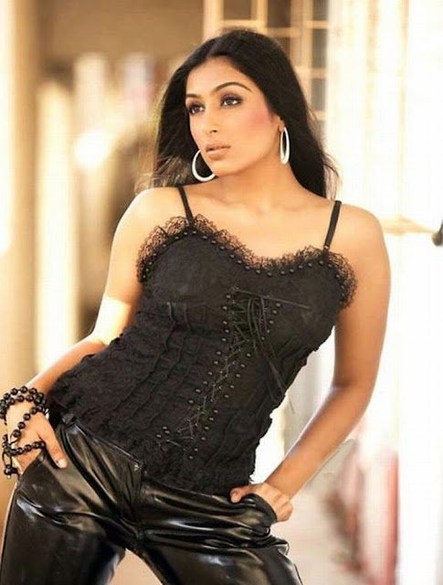 Kavya Madhavan