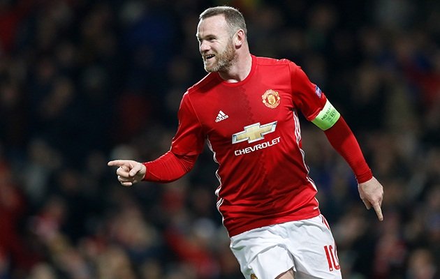 manchester united ban rooney mien phi