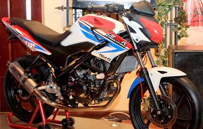 Motor honda modifikasi cb150r minimalis full fairing ceper 