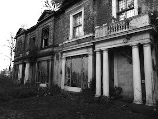 <img src="Derelict Mansion House on Vine St .jpeg" alt=" derelict places around manchester, urban photography uk,www.derelictmanchester.com,  ">