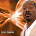 Eddie Murphy Poses Wallpaper