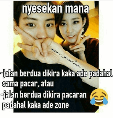 11 Meme 'Lebih Nyesek Mana?' Ini Makjleb Banget Pedihnya!