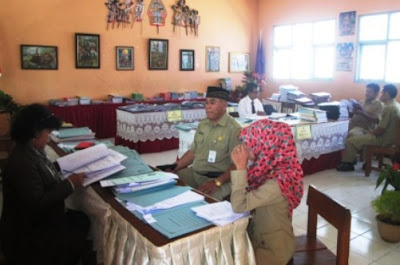 Hasil Akreditasi Menunjukkan Kualitas Guru di Bawah Rata Hasil Akreditasi Menunjukkan Kualitas Guru di Bawah Rata-rata