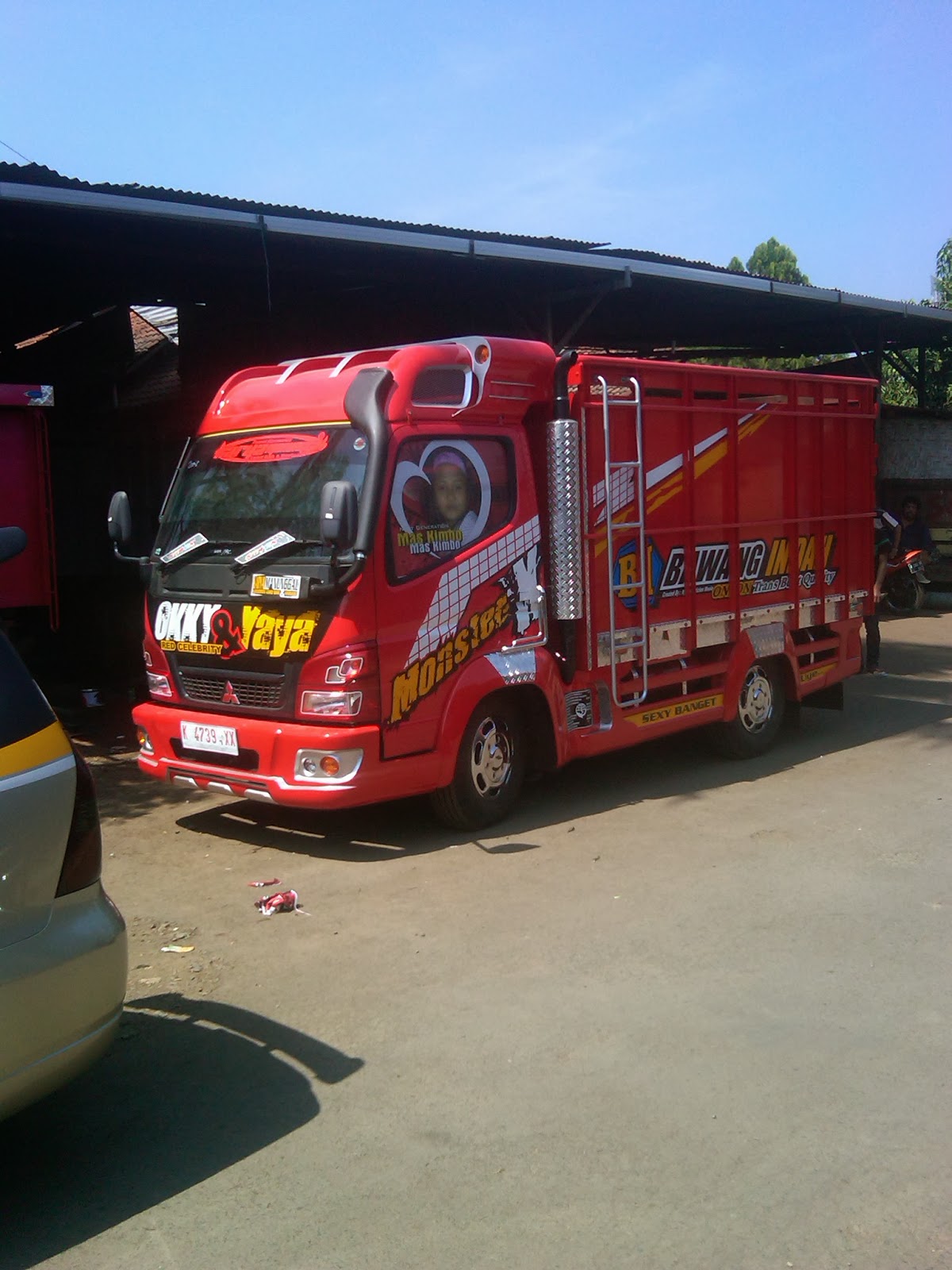 Karoseries Bak Truk MITSUBISHI CANTER Full VariasiEngkel