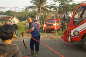 Terjadi Kebakaran Sebuah Gudang Berukuran Kecil Milik Hj. Entat Berlokasi Di Kampung Bantarsuling Desa Sukaasih Kecamatan Singaparna 