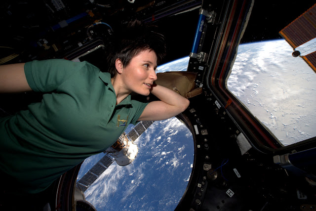 Astronaut Samantha Cristoforetti on the International Space Station. Credit ESA/NASA.