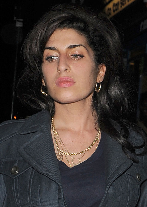 Amy Winehouse Cleans Up