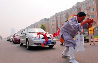 Wanita China Menarik 6 Mobil