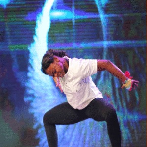 Glo Dance With Peter: 2 Female Housemates, 5 Others Make It To Finals