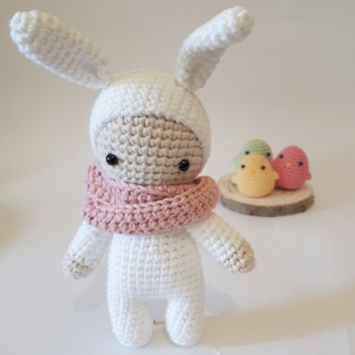 Iris Bunny - Free Pattern 