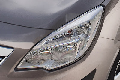 2011 Opel Meriva Headlight