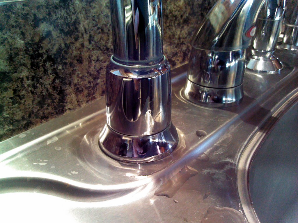 How to Fix Leaking Moen High Arc Kitchen Faucet -DIY