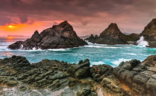 Pantai Semeti Lombok : Wisata Pantai Mawi Ala Planet Krypton