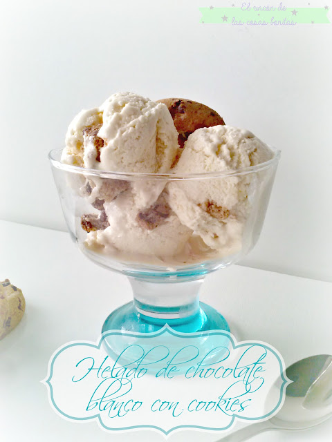 helado ligero chocolate blanco con cookies