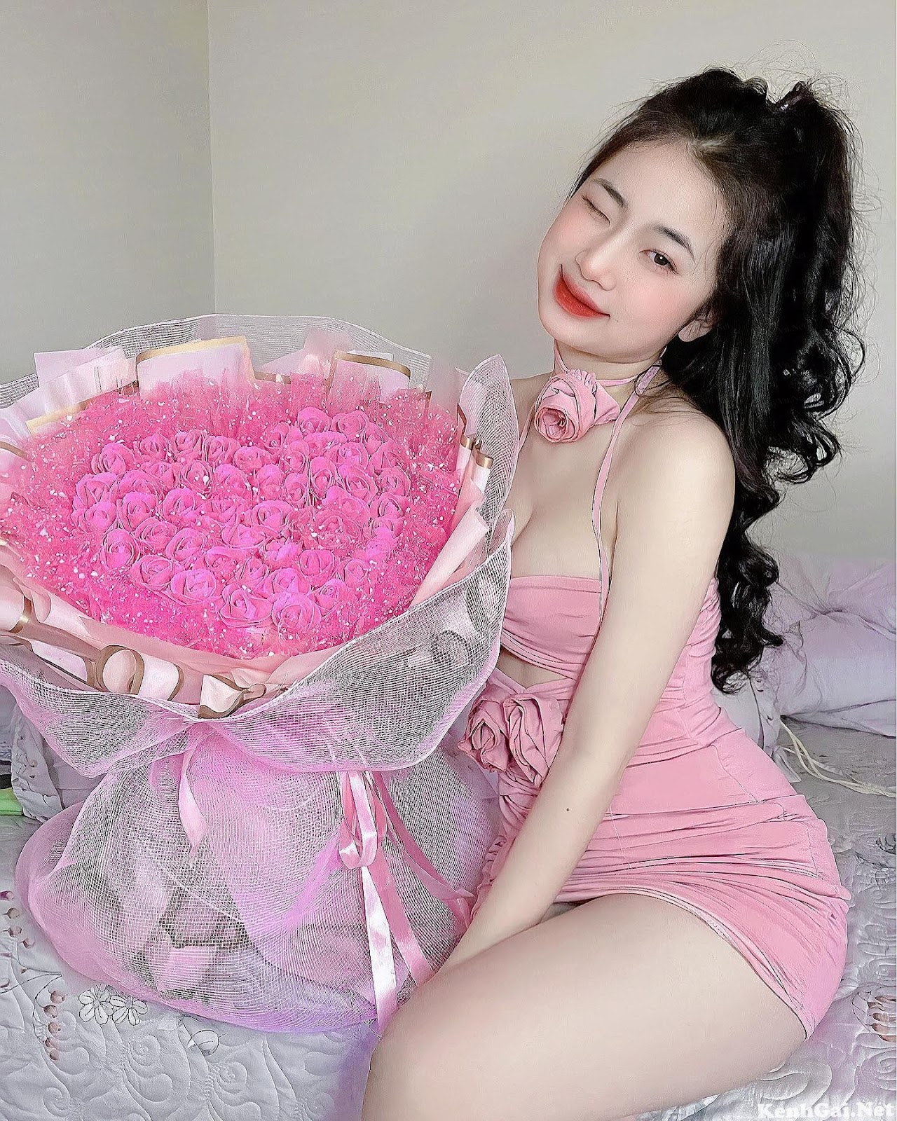 Thuỷ Alice: Dễ thương đến tận xương.