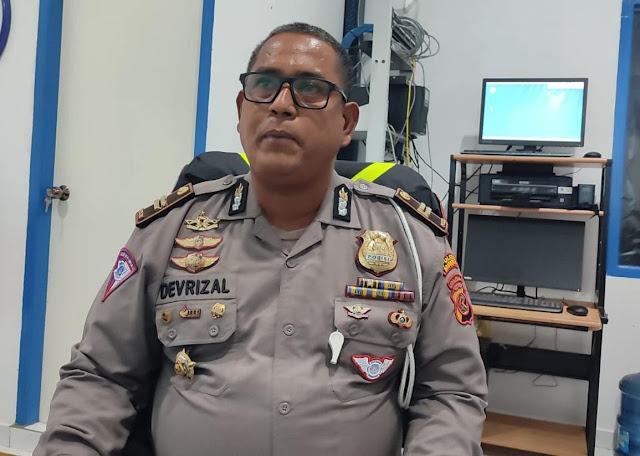 Devrizal Imbau Warga Mimika Lengkapi Pencahayaan Sebelum Berkendara di Malam Hari