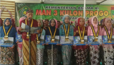 MAN 3 Kulon Progo Adakan Wisuda Siswa