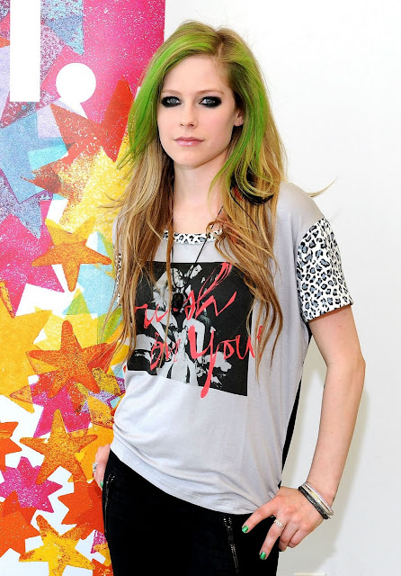 Avril Lavigne 2011 AOL Studios Photo Shoot At Beverly Hill