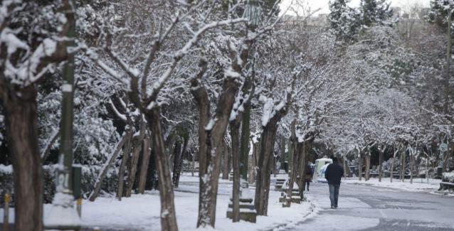 Χιόνια τα Χριστούγεννα ακόμα και στην Αθήνα: Ανατροπή των μέχρι τώρα προβλέψεων των μετεωρολόγων