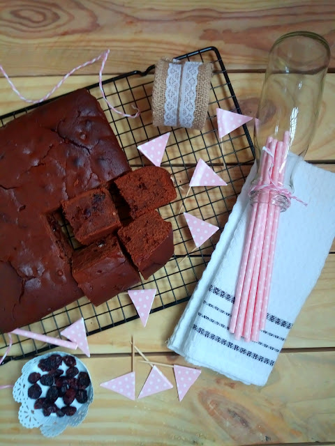 Brownie chocolate arándanos jalea nueces Cuca postre fácil rápido sencillo