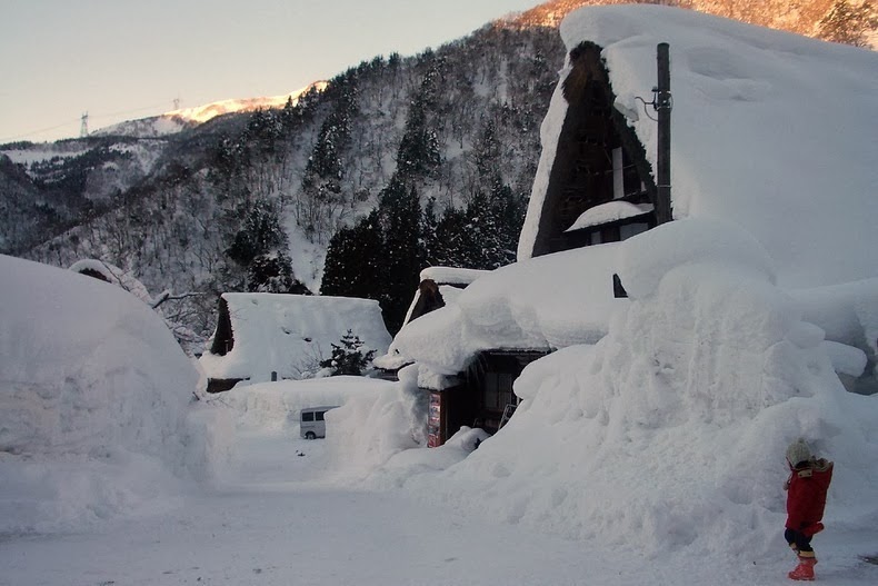 gassho-zukuri farmhouse-16