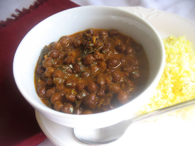 Black Chickpea Curry