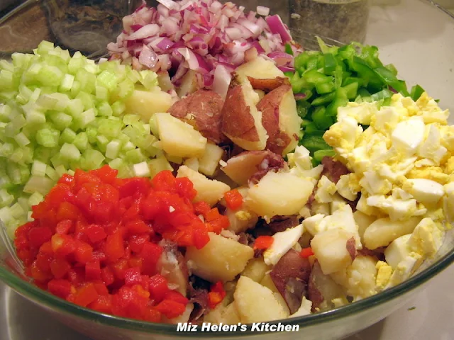 New Potato Salad at Miz Helen's Country Cottage