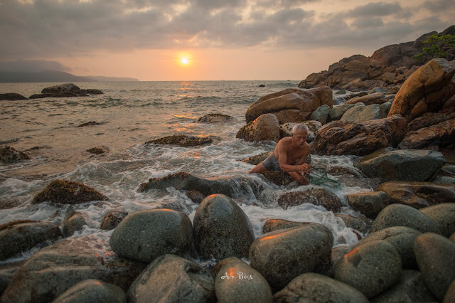 Biển Quy Nhơn chào ngày mới