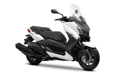 Yamaha X-MAX 400 (2013) Front Side