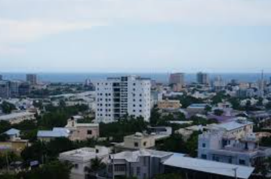Muqdisho: Laba Gabdhood iyo Darawal Ku Dhintay Shil Gaari!