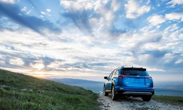 2016 RAV4 Hybrid Specs