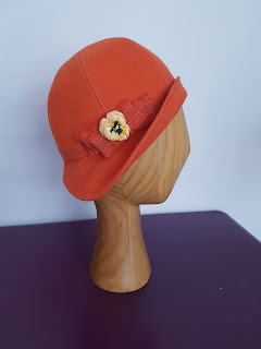 Cloche rétro orange collection "pensée"