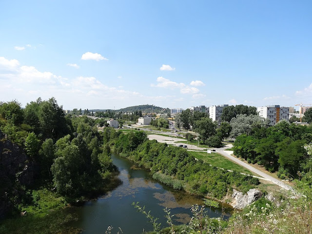 Kadzielnia największa atrakcja Kielc.