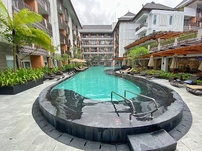 FAIRFIELD BALI KUTA SUNSET ROAD