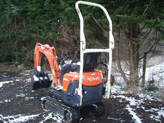 Kubota K008-3 micro mini digger