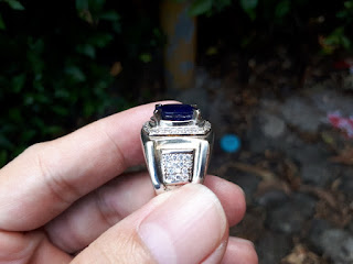 Batu Permata Natural Blue Safir SF019 Indah Biru Solid