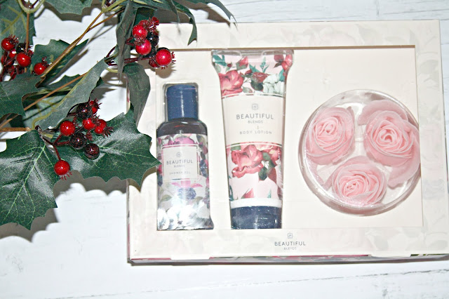 Beauty-Blends-Christmas-Collection-Treat-Gift-Set