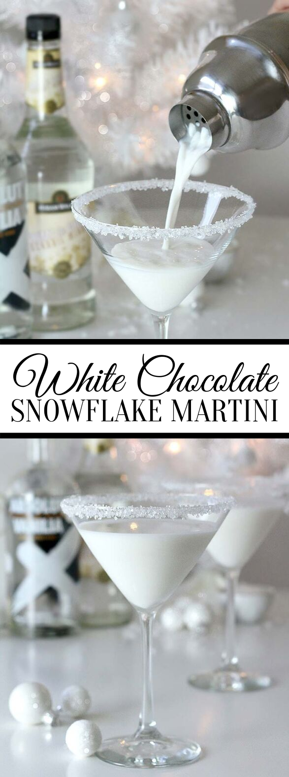 White Chocolate Snowflake Martini #drinks #christmas
