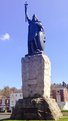 King Alfrefd's statue in Winchester