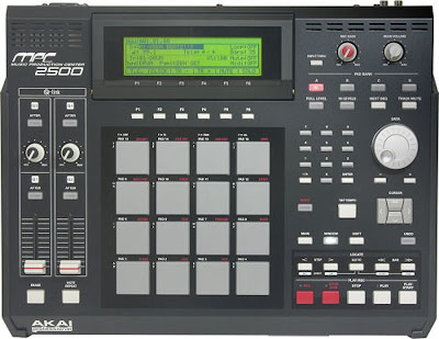 Akai MPC2500 music production center